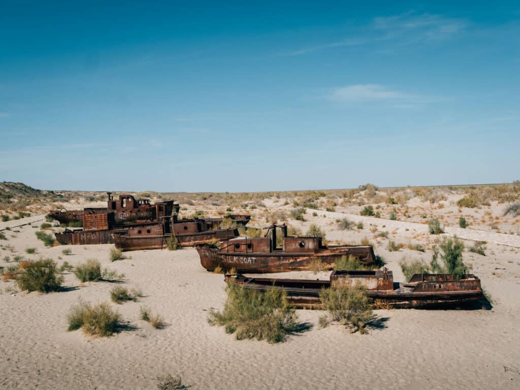 Ship-graveyard-Muynak-Aral-Sea